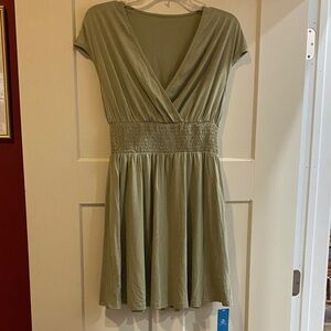 Cupshe Sage Green Midi Dress